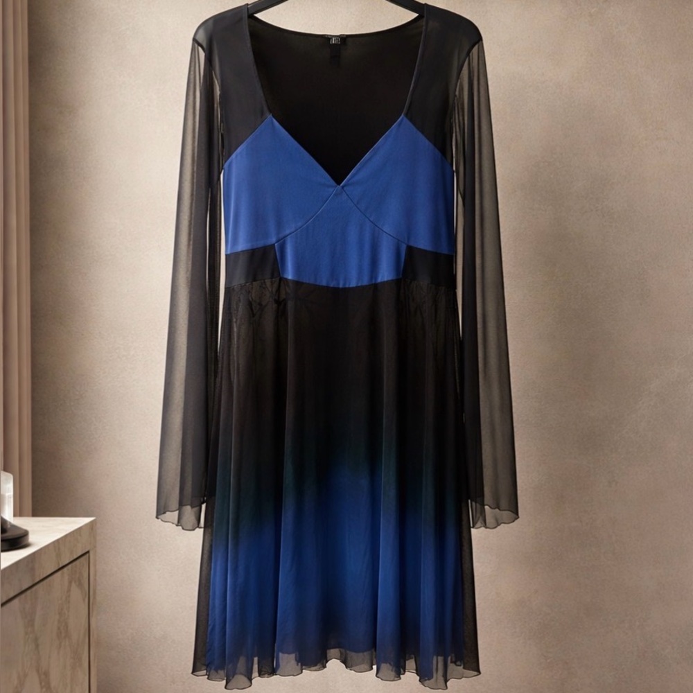 PrettyLittleThing Blue and Black Sheer Long Sleeve V-Neck Dress